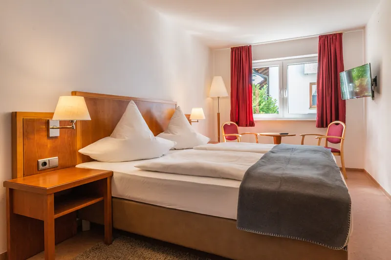 Blick ins Basic-Doppelzimmer
