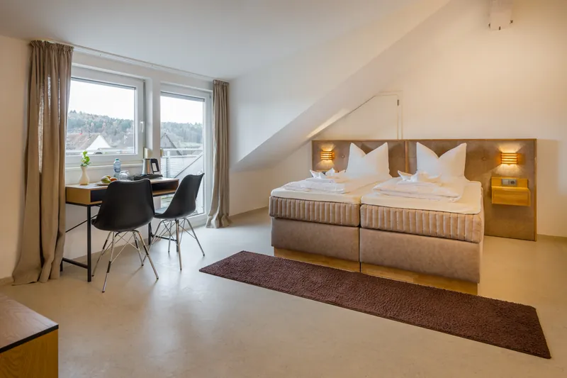 Zimmer 12 mit Doppelbett